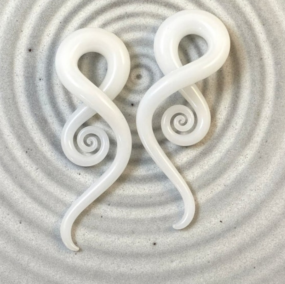 GLASS HEART STUDIO, 4G, Squids, Glass Body Jewelry, Stretched Piercings, White